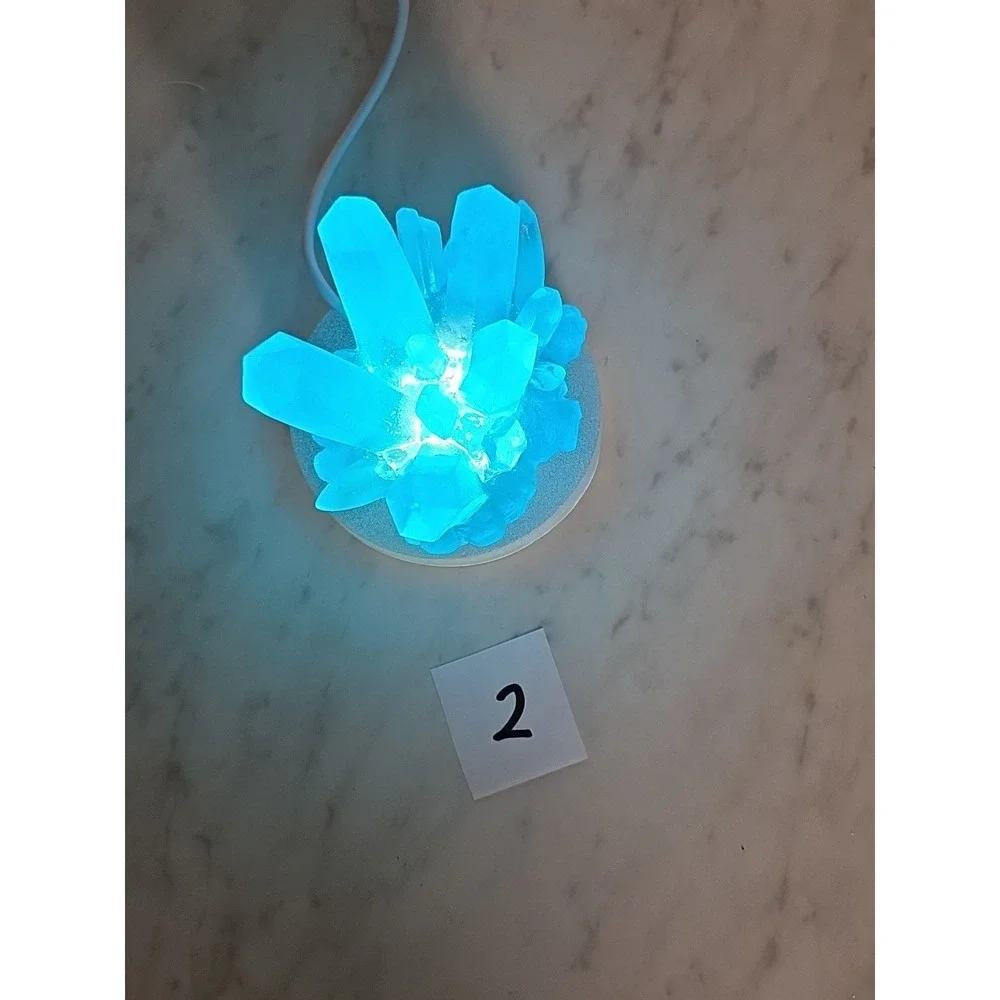 Handmade Resin Crystal LED Night Light – Glowing Crystal Cluster Lamp Home Decor